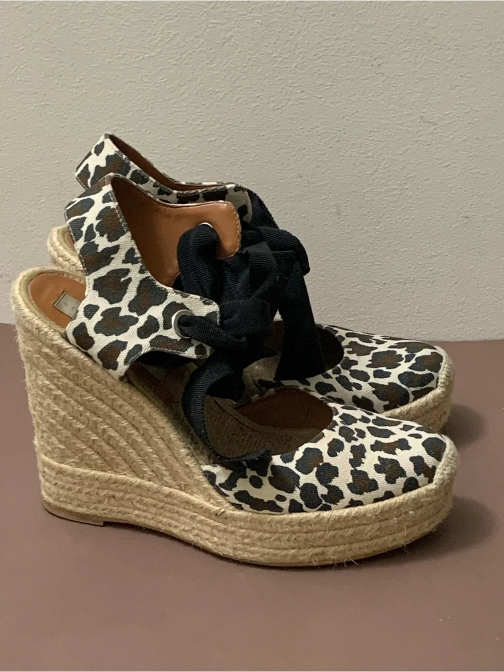 STELLA McCARTNEY Animal Print Canvas Ribbon Ankle Tie Wedge Espadrille Shoe Sz39
